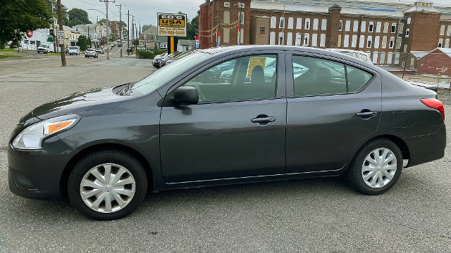 2015 Nissan Versa S Plus