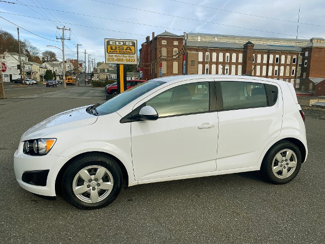 2016 Chevy Sonic LS